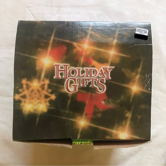 Young’s Large Holiday Gifts Christmas Bear - Picture 5 of 16